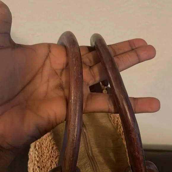 Vintage Woven Straw Handbag Wood Handle Coastal Beach Summer Tote - Picture 12 of 16